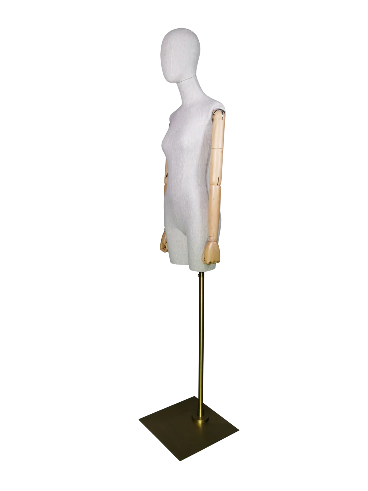 xintu-linen-separuh-badan-wanita-torso-boleh-laras-kayu-lengan-emas-segi-empat-dasar-bersudut Manekin badan wanita XINTU tanpa kepala, pandangan sisi bersudut, menunjukkan upholsteri linen, lengan kayu dan tapak logam persegi.