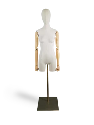 xintu-premium-fabrik-perempuan-pameran-separuh-badan-mannequin-boleh laras-lengan-kayu-berus-logam-tapak-segi-depan fabrik putih xintu pandangan hadapan peragawati separuh badan wanita dengan lengan kayu boleh laras dan tapak segi empat sama logam berus untuk paparan butik