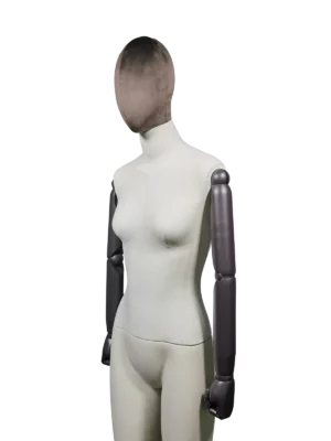 xintuプレミアム女性ディスプレイマネキン、ベルベット素材の頭部、布製の胴体、調節可能なダークアーム、角度付き XINTU 女性マネキンの斜めから見た図。濃いベルベットの抽象的な頭部、明るいリネンの胴体、濃い調節可能な腕が示されています。.