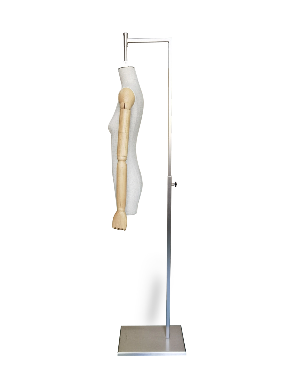 Maniquí femenino de medio cuerpo Xintu Premium Linen con brazos de madera ajustables, vista lateral sobre base de acero inoxidable.