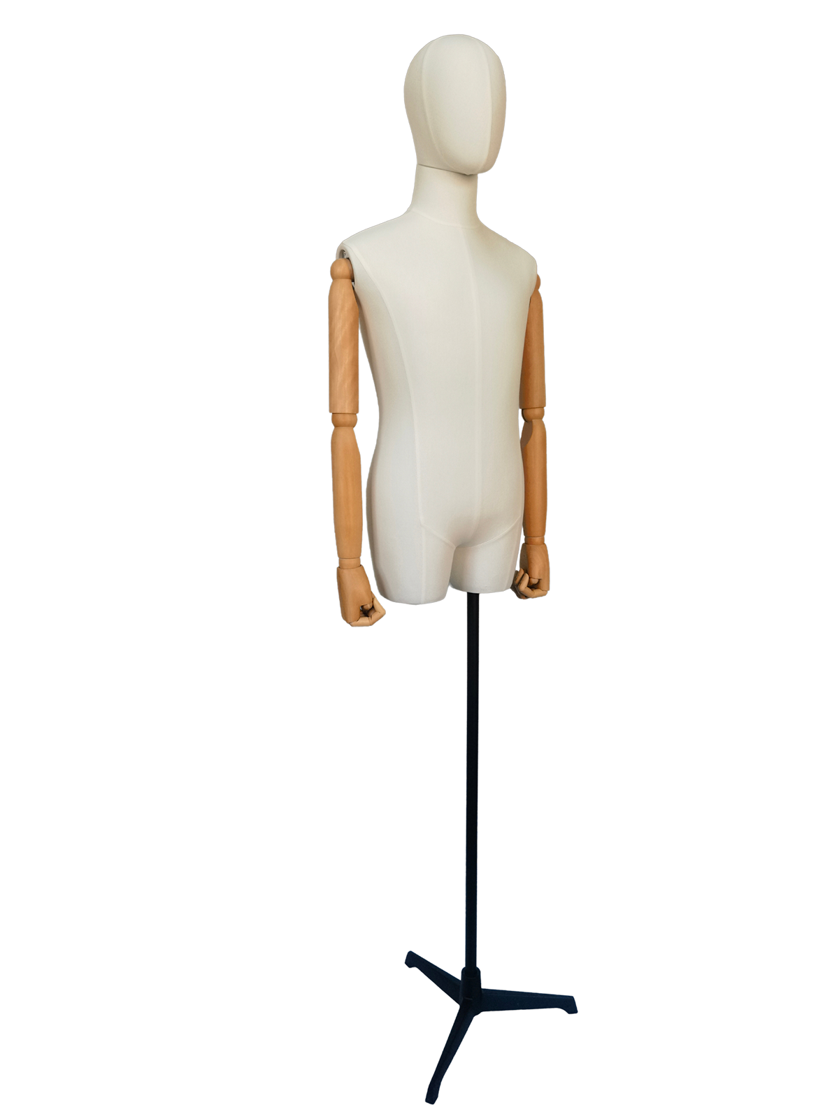 Vista en ángulo de un maniquí de torso masculino XINTU, con cuerpo de tela color hueso, cabeza abstracta, brazos articulados de madera de haya y soporte negro.