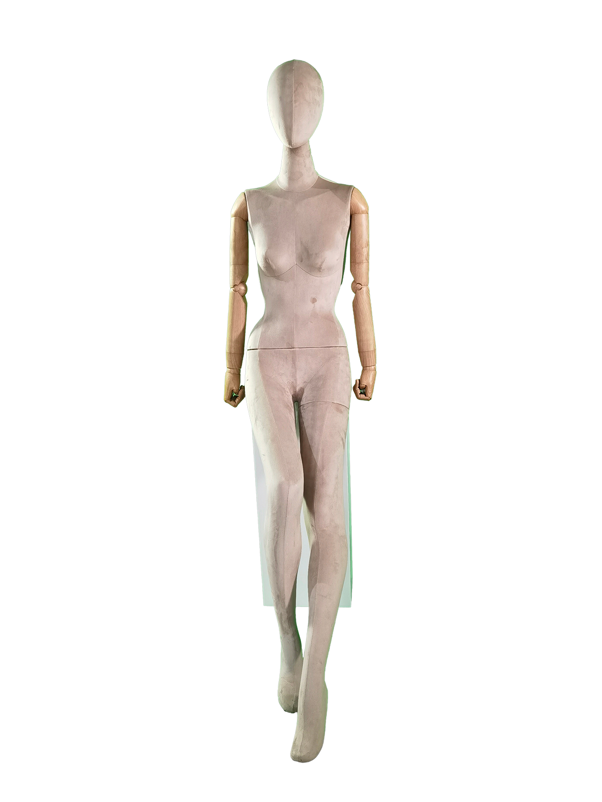 XINTU 全身女性人體模型正面圖，以織布包裹，頭部為抽象造型，手臂為可活動的木製，呈坐姿。.