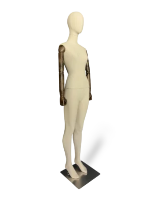 xintu-premium-linen-female-full-body-display-mannequin-adjustable-dark-wooden-arms-rushed-metal-square-base-angled 鑫途高級亞麻女式全身展示模特,可調節深色木質手臂,拉絲金屬方形底座,斜角視角