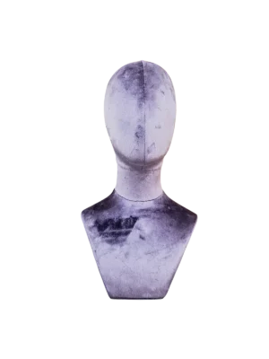 Vorderansicht einer abstrakten XINTU-Mannequin-Büste mit Kopf und Hals, bezogen mit rosaviolettem Samt zur Präsentation von Accessoires.